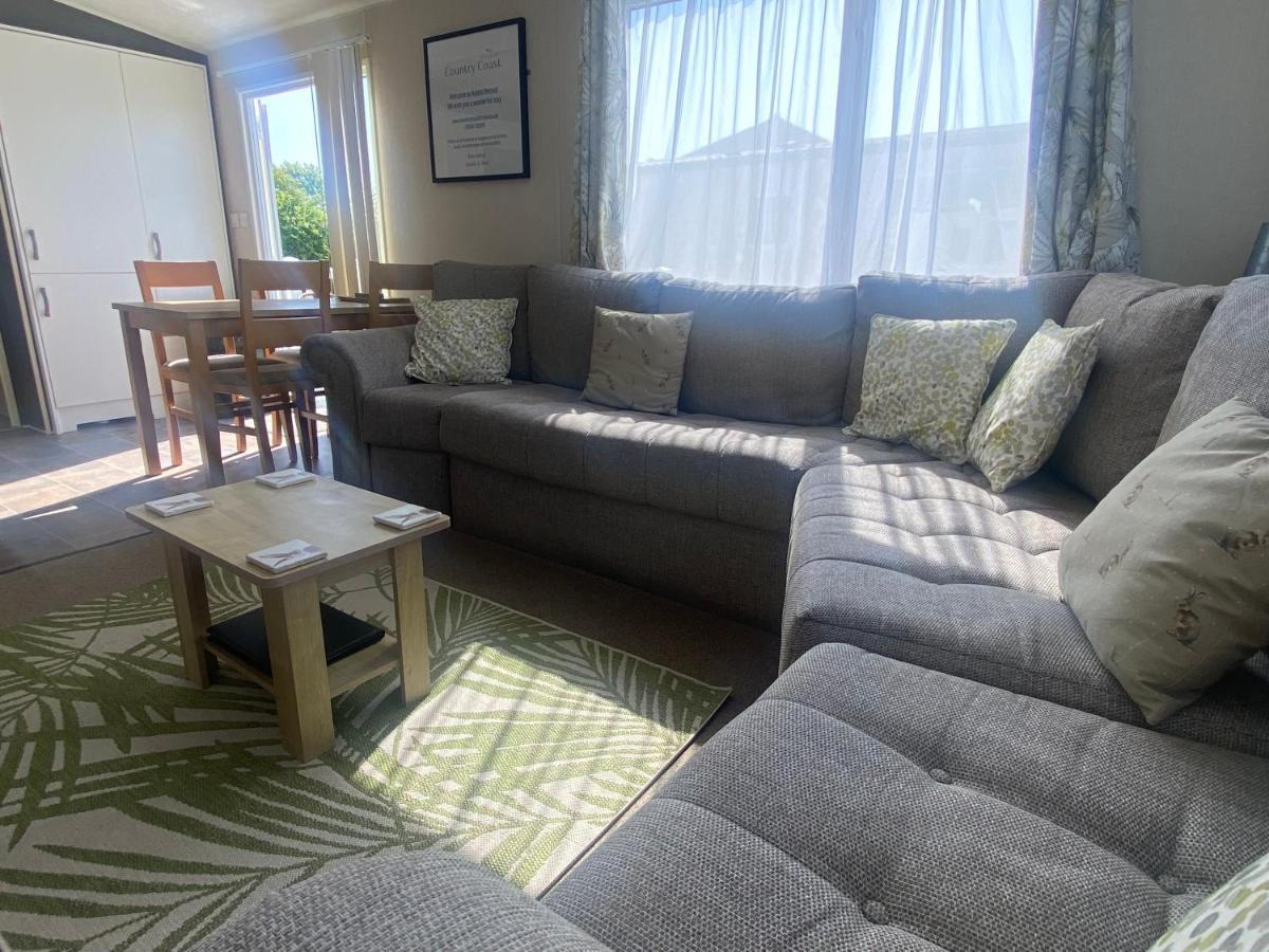Hot Tub. Countryside. Coast. 5* Patrington Haven Leisure Park, East Yorkshire Villa Bagian luar foto